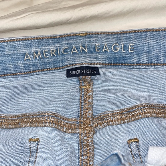Light Wash American Eagle Jeans - Picture 5 of 5